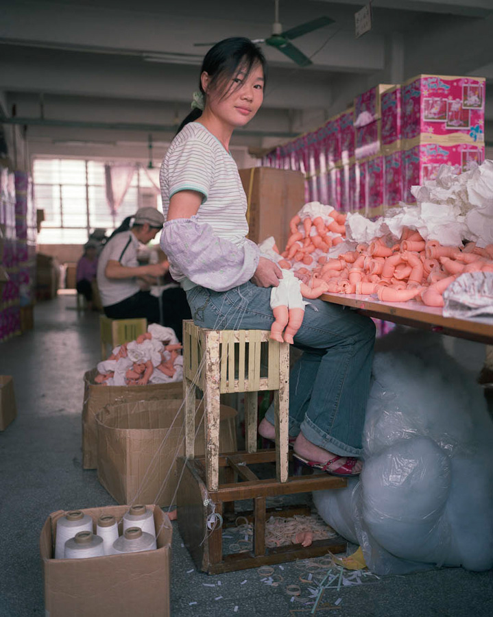 14-toy-factory-portraits