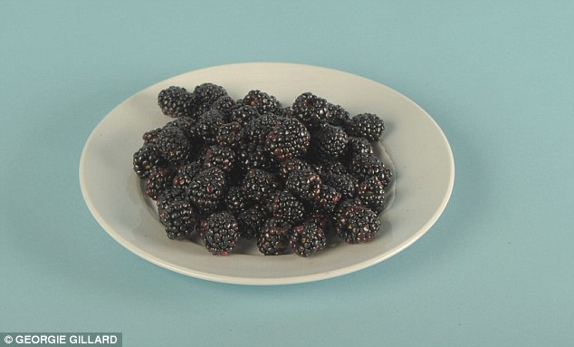 27ea321e00000578-3059330-whereas_a_plate_piled_high_with_80_blackberries_contains_the_sam-m-113_1430239768354