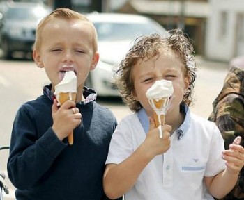 boys-ice-cream